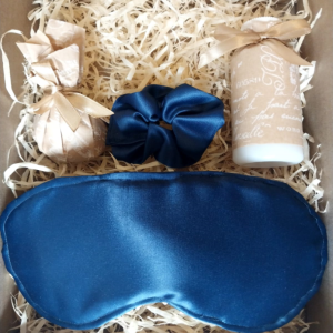 Personalised/ Plain Pamper Gift Set For Women, All Occasions – Sleep Mask, Bath Bomb, Body Wash