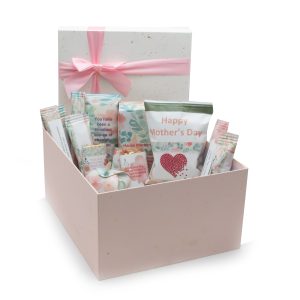 🌸 Mama Needs a Snack – Mother’s Day Gift Box (Pink)🍫☕