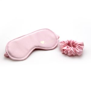 Luxury Baby Pink Silk Sleep Mask and Scrunchie Set – “Love You Mom” Edition (Available in English, Afrikaans, Sesotho/Setswana, Xhosa and Zulu)
